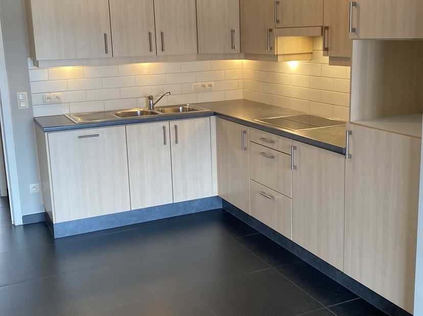 Appartement à louer
                    à 2440 Geel
