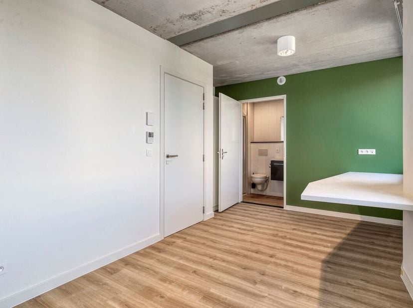 DÉCOUVREZ VOTRE CHAMBRE D&#039;ÉTUDIANT LE 28/06/2025&lt;br /&gt;
La résidence Amand 47 se trouve sur la très animée Sint-Amandsplein à Courtrai. Dans les enviro