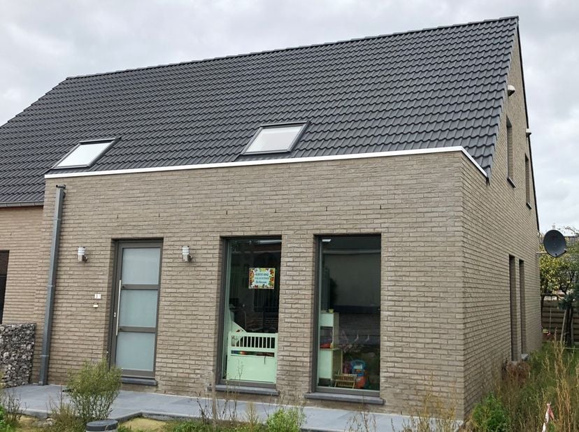 TE KOOP in MELLE aan de Koperstraat&lt;br /&gt;
&lt;br /&gt;
Mooi en centraal gelegen project voor het bouwen van een half-open bebouwing.&lt;br /&gt;
&lt;br /&gt;
Lot 17 : O
