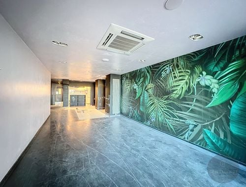                                         Commerce à louer à Knokke, € 2.800
