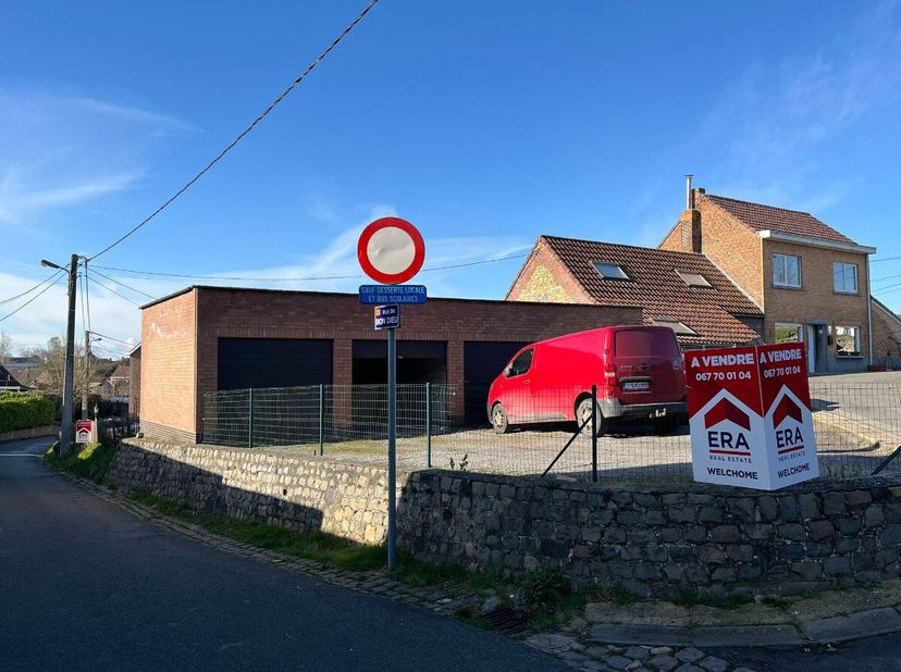 Garage te koop
                    in 7940 Brugelette