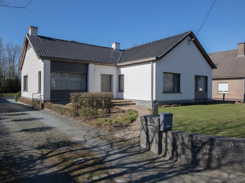Maison à vendre
                    à 9910 Ursel