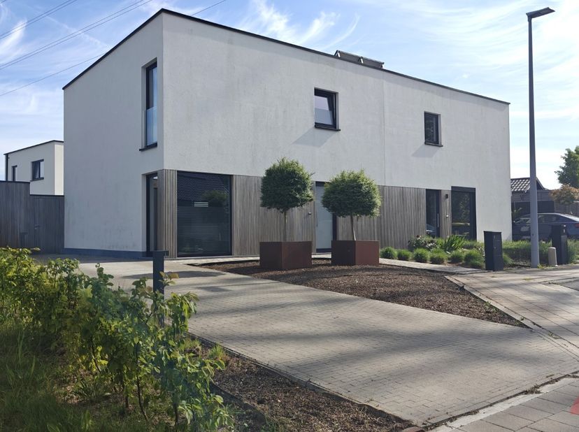 Maison à vendre
                    à 8800 Beveren