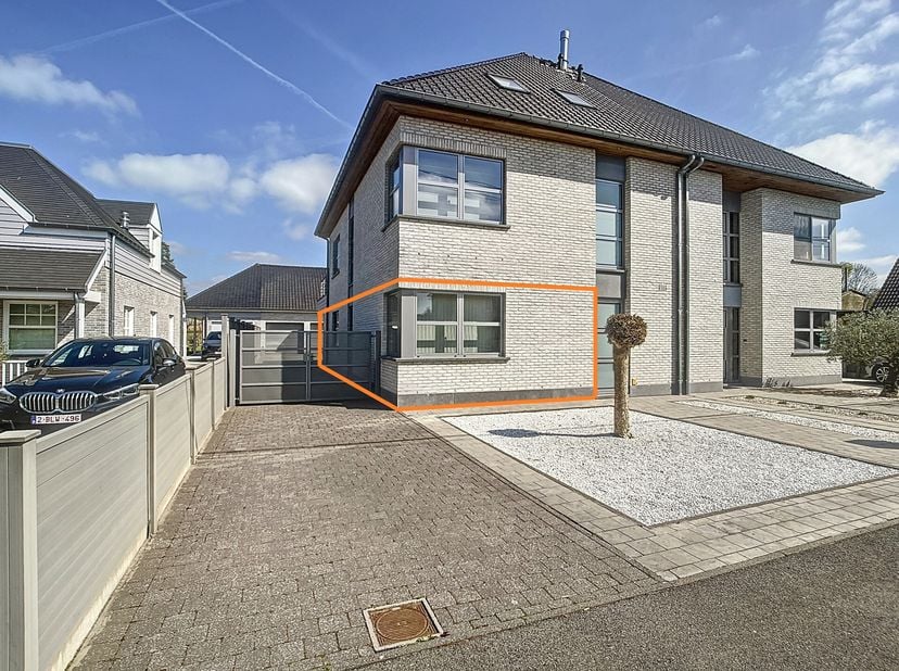 Dit verzorgd appartement is rustig gelegen in Haaltert, op wandelafstand van winkels, scholen en openbaar vervoer.&lt;br /&gt;
Je komt binnen via de inkomha