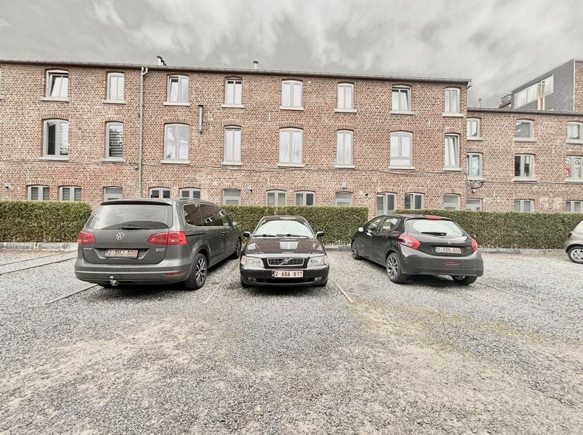 L&#039;agence Skyimmo a le plaisir de vous présenter cette superbe maison idéalement située à proximité de la Médiacité. Ce bien d&#039;exception se compose com