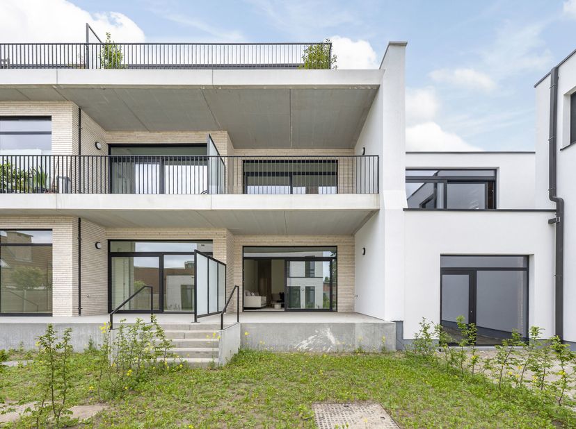 Appartement te koop
                    in 9112 Sinaai-Waas