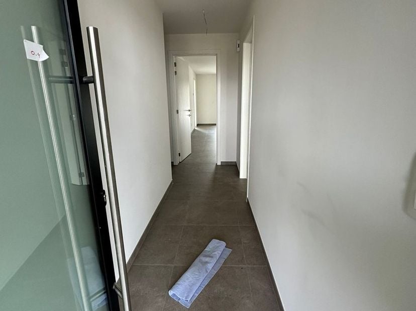 Dit mooie nieuwbouwappartement is een unieke kans op de huurmarkt. Het heeft een leuke ligging, prima indeling en is voorzien van de nieuwste techniek