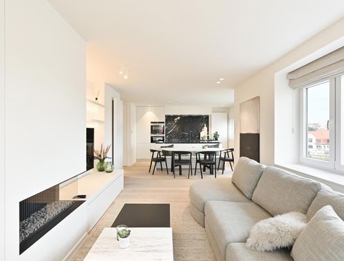                                         Appartement te huur in Knokke, € 2.950
