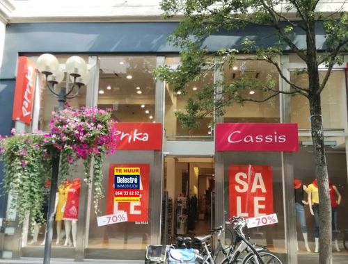                                         Commercieel Gebouw te huur in Turnhout, € 6.000
