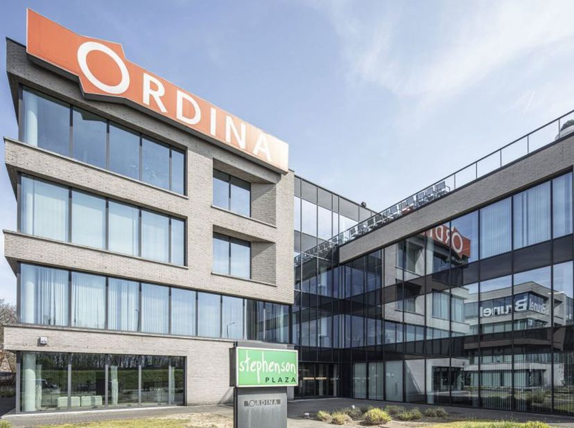 Bien professionnel à louer
                    à 2800 Mechelen
