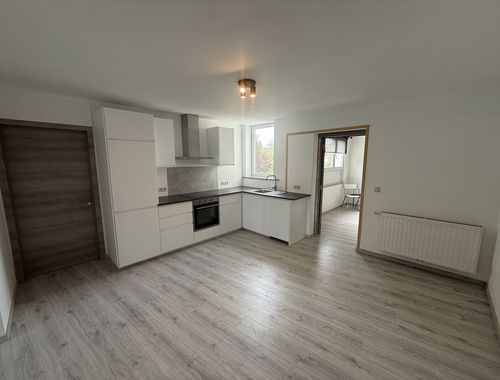                                         Duplex à louer à Woluwe-Saint-Pierre, € 1.285
