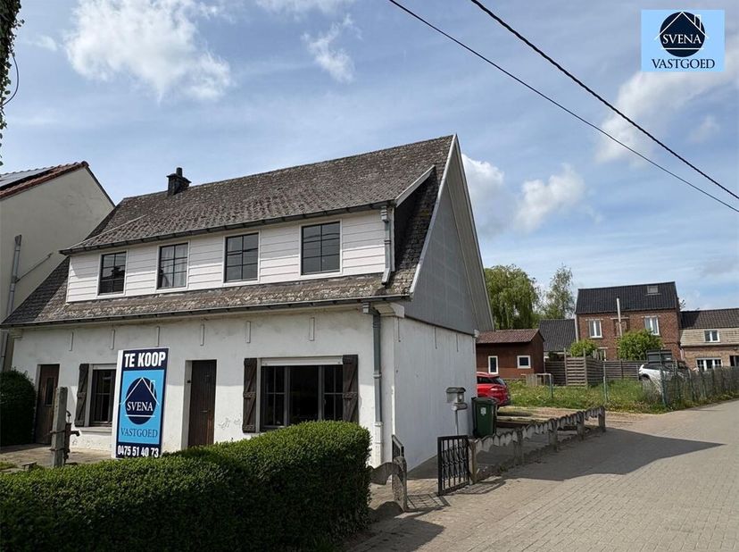 !!!VERKOCHT!!!&lt;br /&gt;
ZEER LEUKE WONING MET RUIME TUIN&lt;br /&gt;
Zeer leuke woning met ruime tuin op 5a90 en garage.&lt;br /&gt;
Deze deels te renoveren woning i