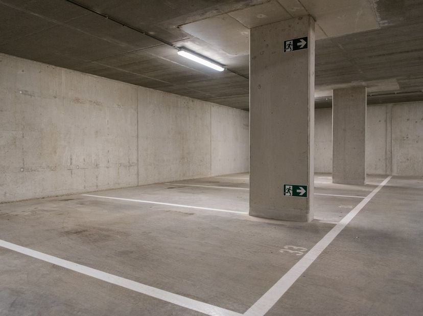 Garage te koop
                    in 3500 Hasselt
