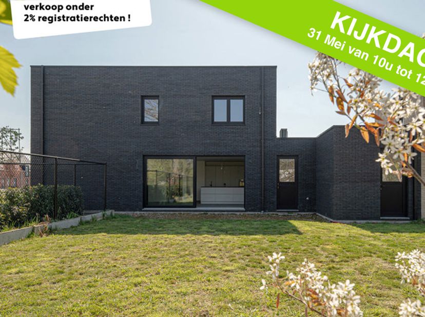 KIJKMOMENT ZATERDAG 31 MEI VAN 10u tot 12u!Ruime (228 m²) en kwalitatief afgewerkte zeer recente woning op leuk perceel van 527 m².Uitzonderlijk voord