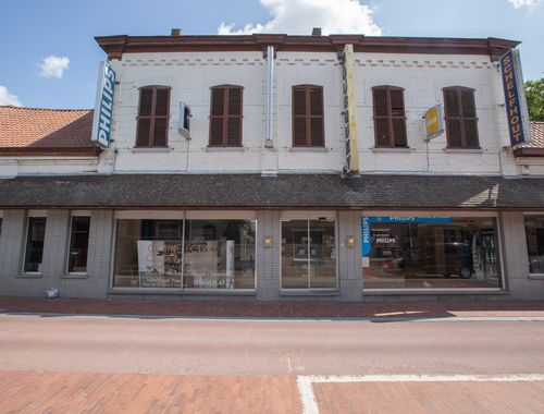                                         Handelspand met woonst te koop in Helkijn, € 350.000
