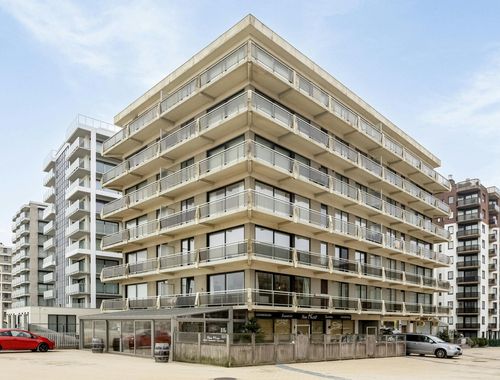                                         Horeca over te nemen in De Panne, € 350.000
