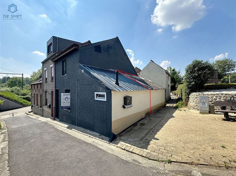 Maison de charme avec grand jardin et remise  À deux pas du centre de Grammont !&lt;br /&gt;
Vous cherchez une maison abordable et pleine de potentiel, situ
