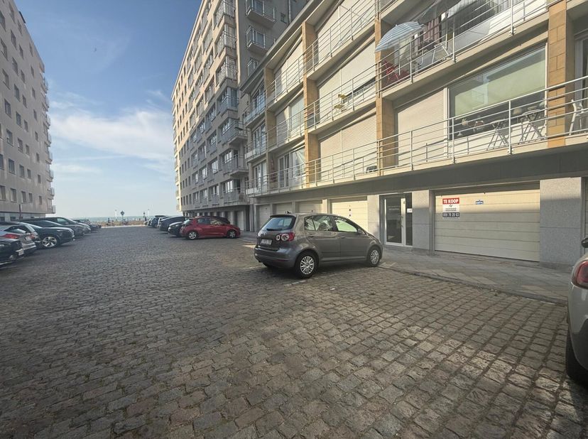 Garage à vendre
                    à 8400 Oostende