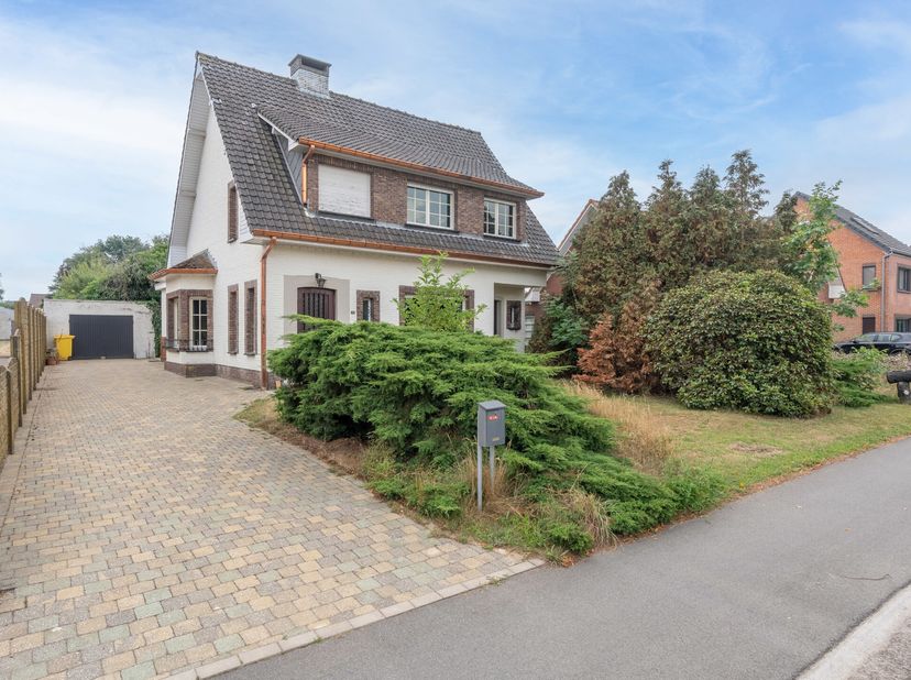 Maison à vendre
                    à 2275 Gierle