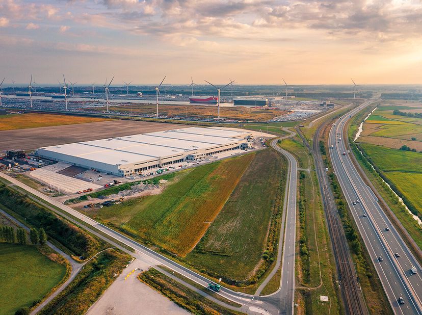Logistieke units te huur in Zeebrugge Green Logistics (BREEAM: Excellent)&lt;br /&gt;
Gelegen in de Maritieme Logistieke Zone van Zeebrugge, met een perfect