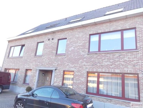                                         Appartement à louer à Herenthout, € 825
