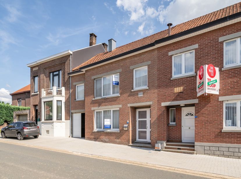 Met een goede combinatie van ruimte, comfort en potentieel, biedt deze woning heel wat mogelijkheden.&lt;br /&gt;
&lt;br /&gt;
Bij binnenkomst word je verwelkomd