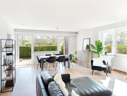                                         App. rez-de-chaussée à vendre à Sint-Pieters, € 379.000
