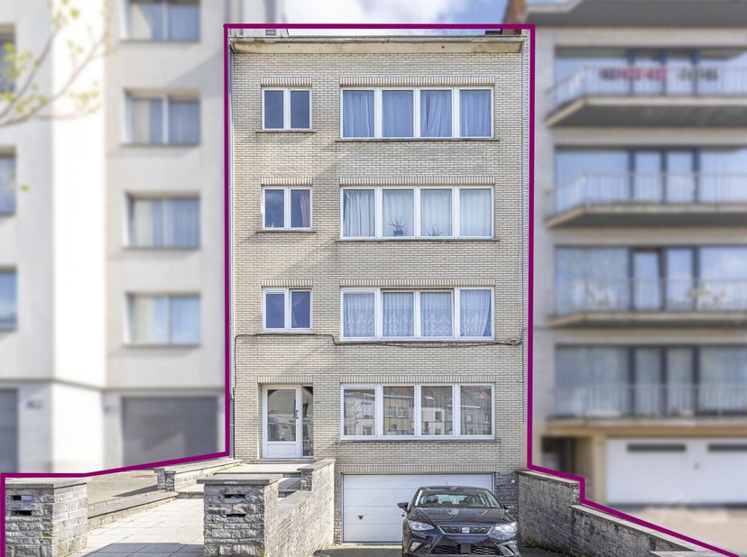 Un immeuble de rapport composé de 4 appartements reconnus avec garage, dans un quartier agréable de Neder-Over-Heembeek :&lt;br /&gt;
L&#039;appartement du rez-d