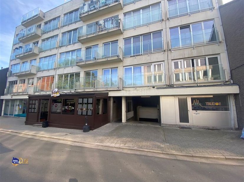 Garage à vendre
                    à 3800 Sint-Truiden