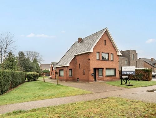                                         Maison unifamiliale à vendre à Helchteren, € 310.000
