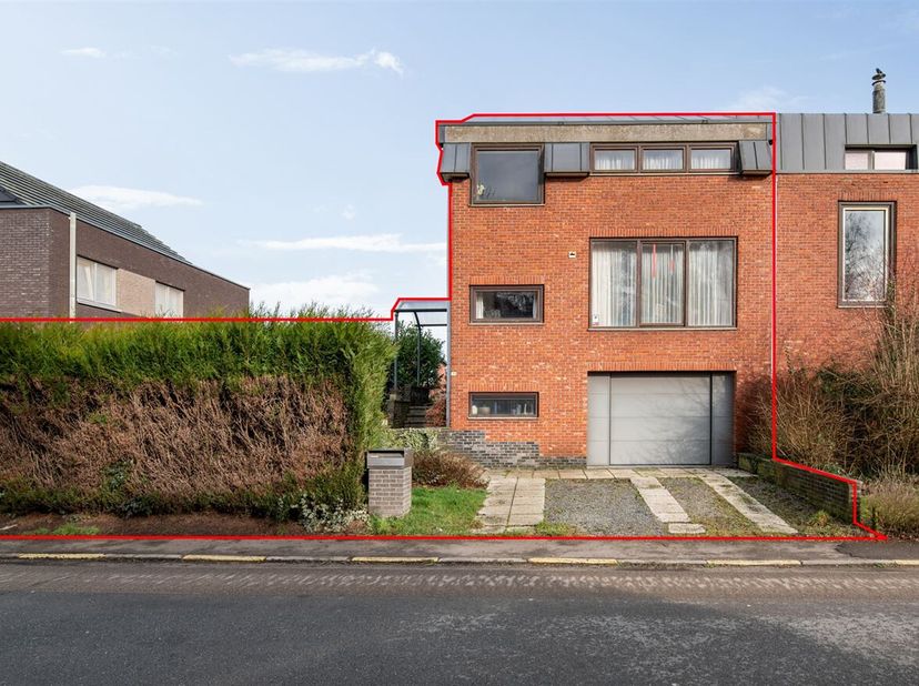 Ligging: De woning is gelegen in Wespelaar en strekt zich uit van het centrum van Wespelaar tot aan de Grote Baan (N21). De straat ligt in een residen