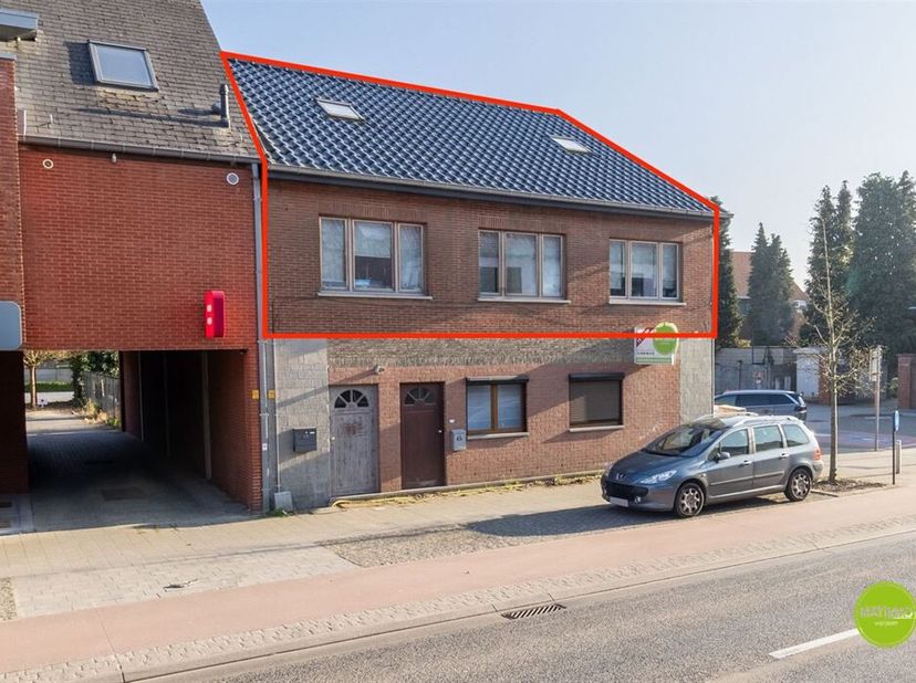 Appartement duplex clé en main avec jardin orienté sud au coeur de Kwaadmechelen&lt;br /&gt;
Cet appartement duplex spacieux et prêt à être emménagé combine