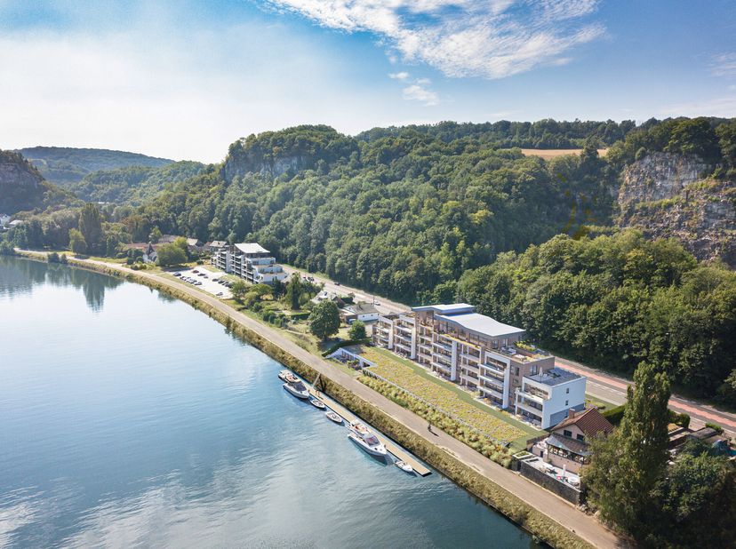 Maizeret  En bord de Meuse, à 5 min de l&#039;entrée de Namur et à proximité de toutes les commodités, des transports et des écoles, APPARTEMENT NEUF (3CH/