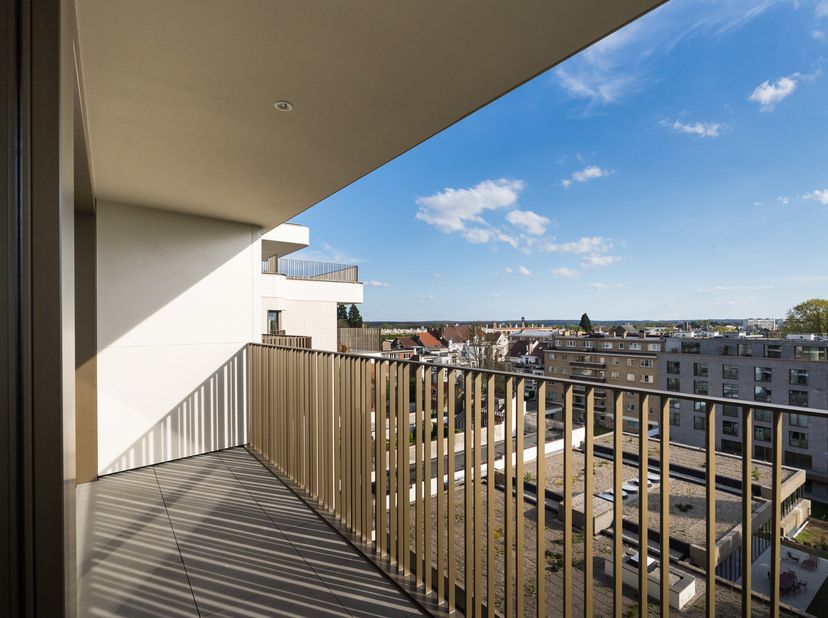 WOLUWE-SAINT-PIERRE - Sur la magnifique avenue de Tervueren, dans le quartier très prisé situé entre le rond-point Montgomery et les Etangs Mellaerts,