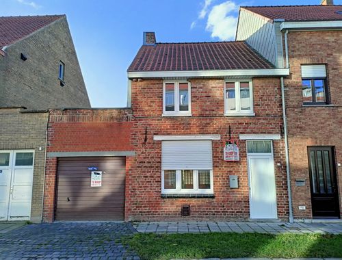                                         Woning te koop in Veurne, € 205.000
