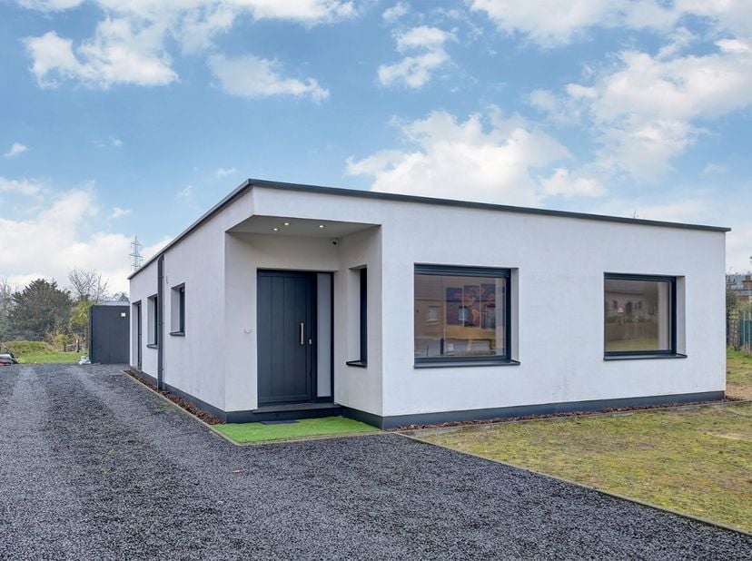 Ben je op zoek naar een instapklare woning op een ruim perceel?&lt;br /&gt;
Dan is dit huis in Berkenbos vast wel iets voor u.&lt;br /&gt;
Deze gelijkvloerse woni