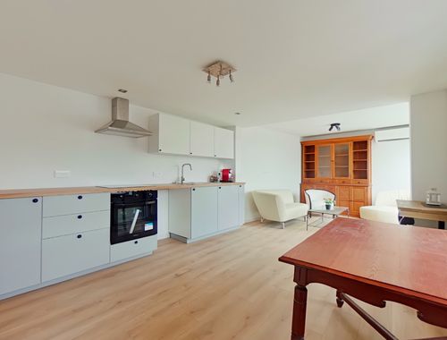                                         Gemengd gebruik te koop in Rebaix, € 320.000
