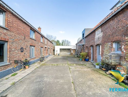                                         Fermette te koop in Ghislenghien, € 449.000
