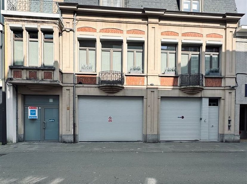 Garage à louer
                    à 9100 Sint-Niklaas