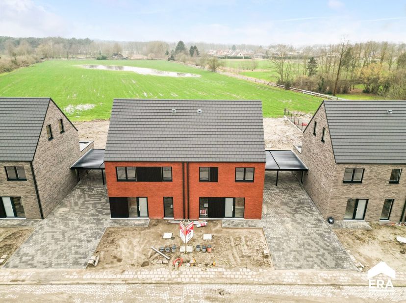 [[ CE BIEN PARTICIPE À LA JOURNÉE MAISONS OUVERTES ERA LE 15/3 DE 11:00 À 12:00 ]]&lt;br /&gt;
Ce bien participe à la Journée Maisons Ouvertes ERA. Visitabl