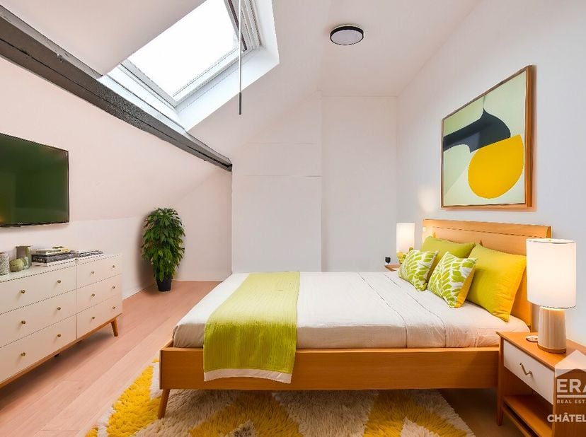 ERA CHATELAIN biedt u dit prachtige een-slaapkamerappartement aan, ideaal gelegen in het hart van de Europese Wijk in Brussel, op een steenworp afstan