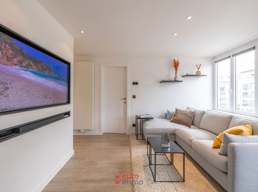 Vous cherchez un pied-à-terre à la mer, parfaitement situé et doté d’un confort moderne ? Ne cherchez plus, vous venez de le trouver.&lt;br /&gt;
&lt;br /&gt;
Cet