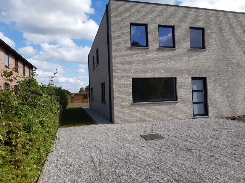 Maison à louer
                    à 9890 Gavere