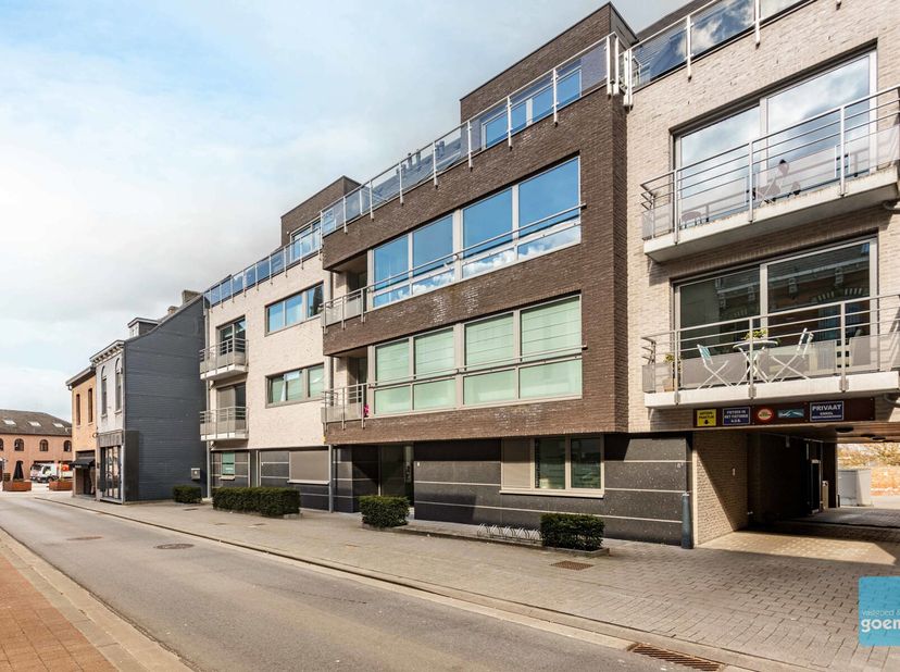 Appartement à vendre
                    à 9340 Lede