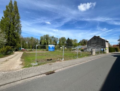                                         Bouwgrond te koop in Ingelmunster, € 409.000
