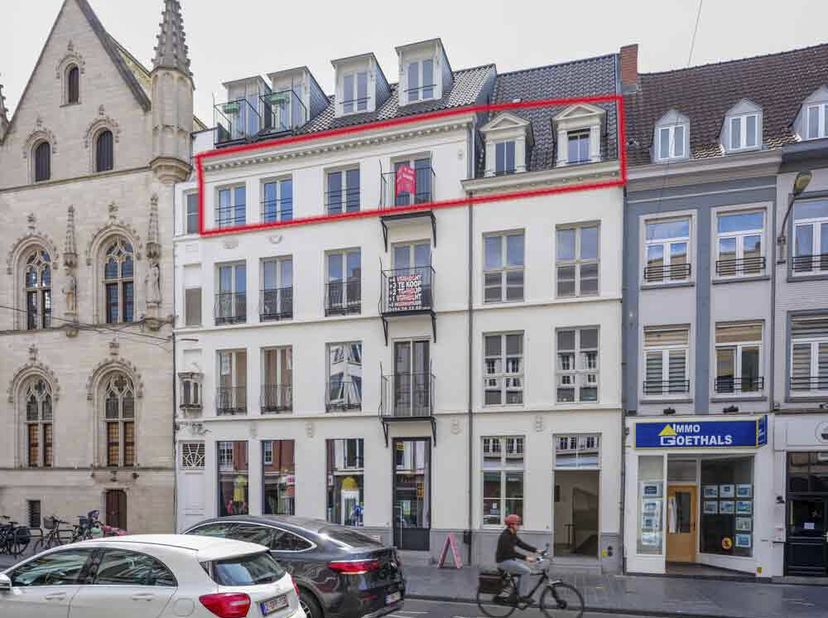 Appartement à vendre
                    à 8500 Kortrijk