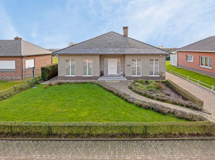 Consultez toutes les informations ou planifiez votre visite immédiatement à l&#039;adresse suivante : https://jesvastgoed.be/eigendommen/oplintersesteenweg