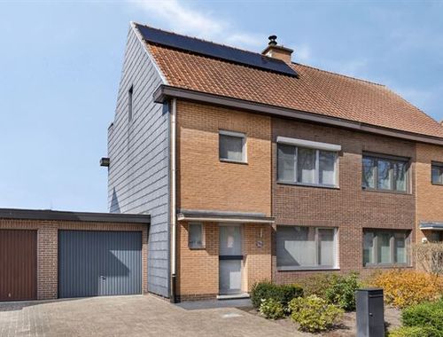                                         Woning te koop in Puurs, € 374.000
