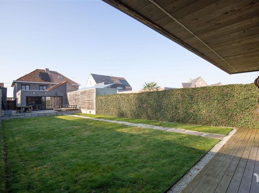 Uitzonderlijke woning / handelshuis met alle nodige comfort&lt;br /&gt;
STARTPRIJS: Elk aanbod boven deze startprijs wordt voorgelegd aan de eigenaars die a