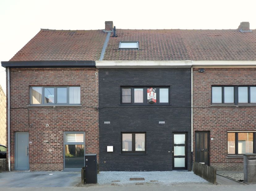 Maison à louer
                    à 9950 Waarschoot